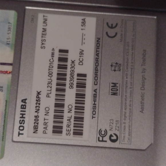 Toshiba Laptop - Picture 3 of 4